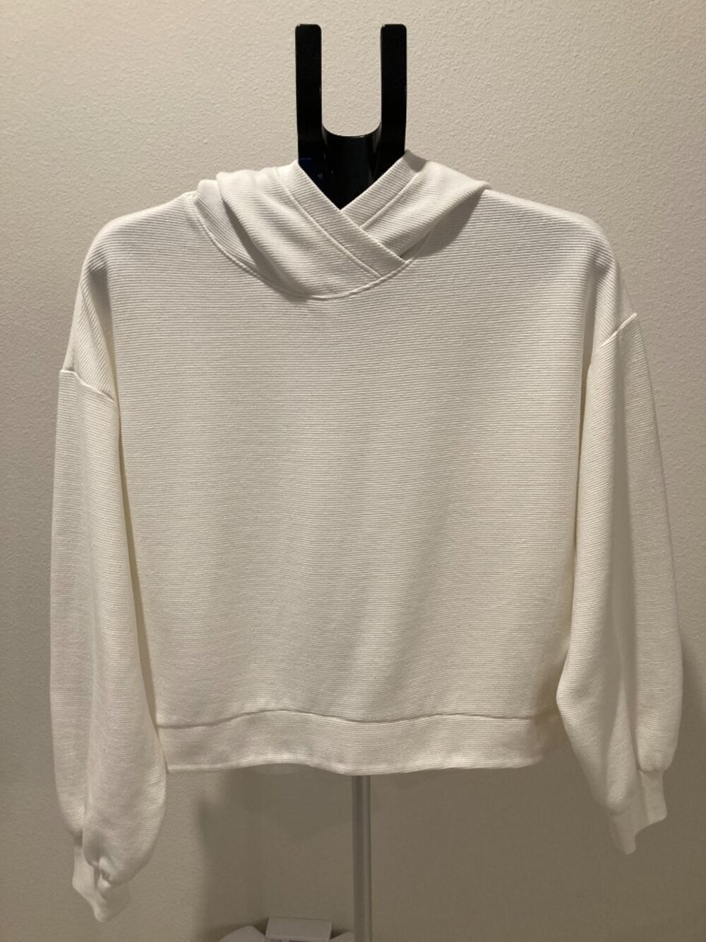 Hyba White Fine Ribbed Crossover Knit Cropped Hoodie Sweatshirt Size Large